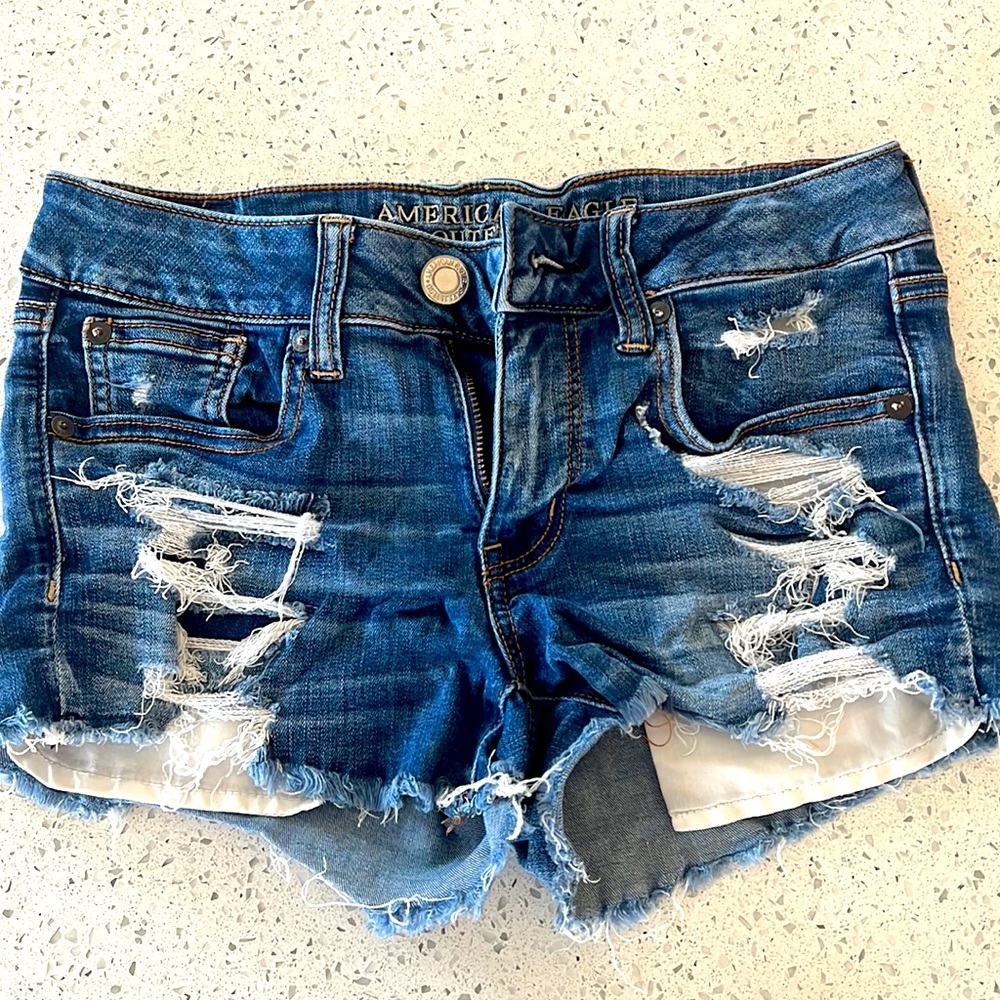 Distressed AEO jean shorts